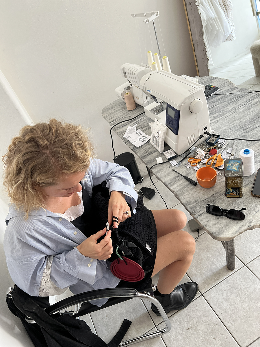 Martina Feitová při práci